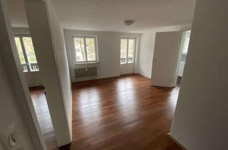 Wohnung mieten in 82487 Oberammergau, Schöne, einfache 2,5ZW Altbauwohnung mit einem großen Balkon und Bergblick in Oberammergau