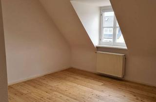 Wohnung mieten in Erlenstrasse 18, 67655 Innenstadt, Gemütliche Dachgeschosswohnung