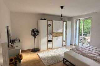 WG-Zimmer mieten in Westendstraße 27, 60325 Westend-Süd, Großes WG-Zimmer mit eigenem Balkon in 2er WG (Frankfurt Westend)