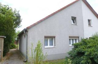 Doppelhaushälfte kaufen in 12623 Mahlsdorf, Massive Doppelhaushälfte in besonders reizvoller, äußerst ruhiger Wohnlage an den Kaulsdorfer Seen