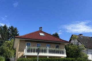 Villa kaufen in Am Heisterbusch 17, 23730 Neustadt, 2-Familien Stadt-Villa, mit Gäste-App., Nähe Zentrum, Hafen, Strand