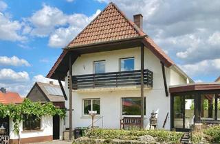 Einfamilienhaus kaufen in 67271 Kleinkarlbach, Freistehendes Einfamilienhaus mit großem Garten und Burgblick in Weinbergsnähe – provisionsfrei