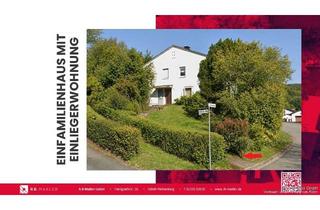 Einfamilienhaus kaufen in 58840 Plettenberg, R.B. Makler: Einfamilienhaus mit Einliegerwohnung mit Garten und zwei Garagen in Plettenberg!