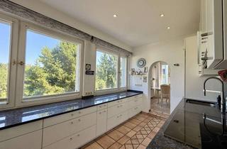 Einfamilienhaus kaufen in Aarstraße 00, 65195 Wiesbaden, Gepflegtes Einfamilienhaus, Garage, schöner Garten mit Terrasse