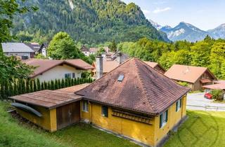 Haus kaufen in 87629 Füssen, Grundstück mit Altbestand und traumhaftem Bergblick