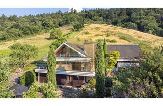Haus kaufen in 76534 Neuweier, Architektenhaus in Baden-Baden – außergewöhnliche Lage mit unverbaubarem Ausblick