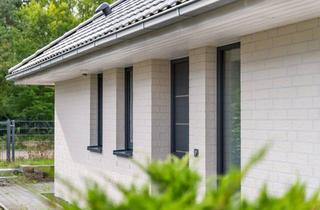 Haus kaufen in 24610 Trappenkamp, KfW 40 Plus-Bungalow: Auf einer Ebene voraus.