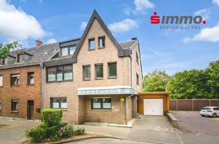 Haus kaufen in 52477 Alsdorf, Zweifamilienhaus mit familienfreundlichem Garten, Balkon und großer Garage in Alsdorf-Mitte
