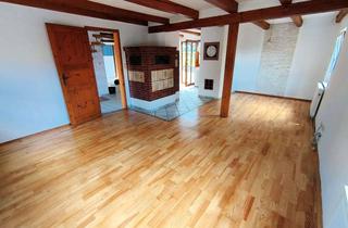 Mehrfamilienhaus kaufen in 73489 Jagstzell, Attraktives Mehrfamilienhaus mit 4 Wohnungen, idyllischem Garten und Teich. Ideal für Naturliebhaber