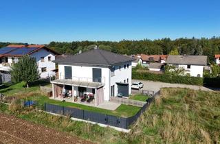 Haus mieten in Hochriesstraße, 83561 Ramerberg, Modernes Einfamilienhaus in gepflegtem Zustand mit acht Zimmern in Ramerberg