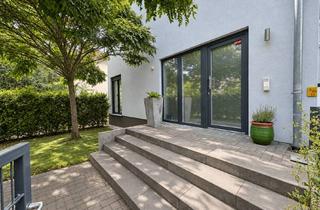 Haus mieten in 12203 Lichterfelde, Modernes Familienhaus mit Garten und Terrasse