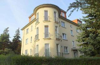 Anlageobjekt in 01219 Strehlen, Vermietete 2-Zimmer-Eigentumswohnung mit Balkon, Parkettboden, separater Küche und Badewanne