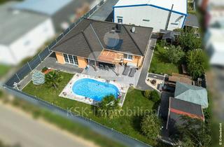 Gewerbeimmobilie kaufen in 53859 Niederkassel, Großzügige Gewerbehalle mit Einfamilienhaus! Wohnen und Arbeiten auf einem Grundstück möglich!
