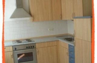 Wohnung mieten in Moritzstraße 31, 08056 Zwickau, 2-Zimmer-Wohnung mit EINBAUKÜCHE, Personenaufzug ins 3.OG und Gast-WC zu vermieten!
