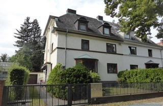 Garagen kaufen in 12205 Berlin, Bezugsfreies Ein- bis Dreifamilienhaus mit Potential im Herzen von Lichterfelde West!