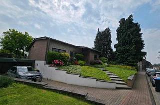 Einfamilienhaus kaufen in 50181 Bedburg, Bedburg - Modernisierter Wohntraum mit großem Grundstück und Doppelgarage