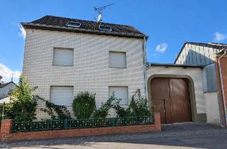 Einfamilienhaus kaufen in 50321 Brühl, Brühl - Hofanlage in Brühl-Schwadorf: Einfamilienhaus, 2 Hallen