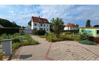 Haus kaufen in 01108 Dresden, Dresden - Dreifamilienhaus mit großem Grundstück in Dresden-Weixdorf