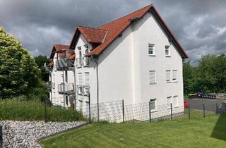 Wohnung kaufen in 34576 Homberg, Homberg (Efze) - Moderne 3-Zimmer Wohnung mit offener Küche und Balkon 1. OG