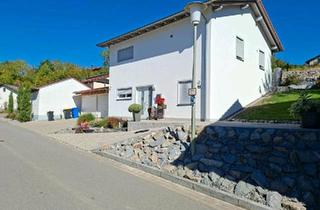 Einfamilienhaus kaufen in 84364 Bad Birnbach, Bad Birnbach - Einfamilienhaus mit Doppelgarage und schönem Garten