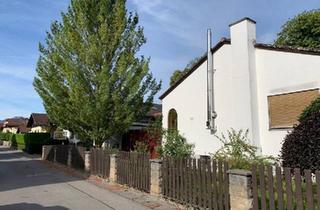 Haus kaufen in 83059 Kolbermoor, Kolbermoor - freistehendes EFH (Bungalow) mit großem Grundstück in Kolbermoor