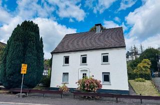 Einfamilienhaus kaufen in 57413 Finnentrop, Finnentrop - Einfamilienhaus mit gr. Garten + 2 Garagen - von PRIVAT