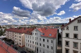 Wohnung kaufen in 70176 Stuttgart, Stuttgart - OFFENE BESICHTIGUNG - Samstag, 19.09. 12:00-14:00 Uhr Charmantes Wohnen über den Dächern von Stuttgart-West - Nähe Hölderlinplatz