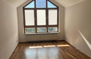 Wohnung kaufen in 07554 Pölzig, Pölzig - Maisonette-Wohnung VERKAUF