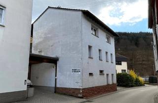 Wohnung kaufen in 69253 Heiligkreuzsteinach, Heiligkreuzsteinach - 7,66 % Rendite! Vermietete Dachgeschosswohnung als Kapitalanlage