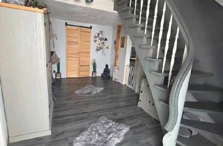 Haus kaufen in 76872 Steinweiler, Steinweiler - Mehrgenerationenhaus in Freckenfeld mit großem Hof und Garten