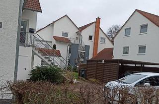 Wohnung kaufen in 59425 Unna, Unna - 2-Zimmer Eigentumswohnung mit eigenem Eingang im Dachgeschoss
