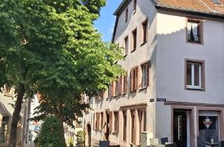 Haus kaufen in 66564 Ottweiler, Ottweiler - Gute Kapitalanlage, Wohn- und Geschäftshaus mit Imbiss im Zentrum