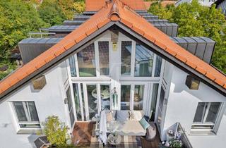 Wohnung kaufen in 85609 Aschheim, Dachgeschosswohnung mit hochwertiger Ausstattung und ausgebautem Spitzboden, Dachterrasse nach Süden