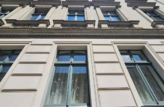 Wohnung kaufen in Hagelberger Straße, 10965 Kreuzberg, Dachgeschosswohnung im Baudenkmal (Ensemble Riehmers Hofgarten)