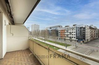 Wohnung kaufen in 68165 Schwetzingerstadt, Oststadt: 3-Zimmer-Perle mit Augustaanlagen-Blick – Sanierungsobjekt mit enormem Potenzial!
