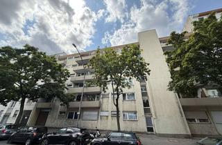 Wohnung kaufen in Straße 70, 10627 Charlottenburg, Kapitalanlage inkl. Stellplatz nahe Wilmersdorfer Straße!