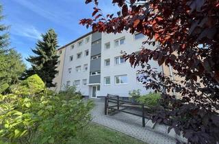 Wohnung kaufen in 37120 Bovenden, Großzügige 4-Zimmer-Eigentumswohnung mit Loggia in einer gepflegten Wohnanlage in Bovenden