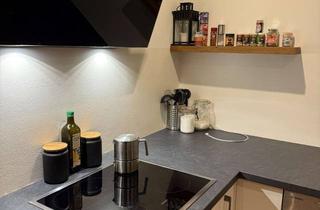 Wohnung kaufen in 21029 Bergedorf, Kernsaniert & vermietet: Moderne 2,5-Zimmer-Wohnung mit Tiefgaragenstellplatz | von privat