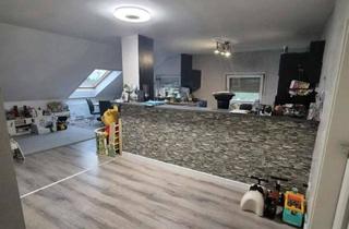 Wohnung kaufen in 68723 Schwetzingen, Helle 2-Zimmer Dachgeschosswohnung mit Klimaanlage