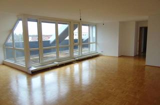 Wohnung mieten in Berlinger Weg, 81673 Berg am Laim, Wunderschöne Dachterrassenwohnung, 4 Zi. grosses Wohnzimmer ca. 60 m² 2 Bäder - Fernblick! - U 2