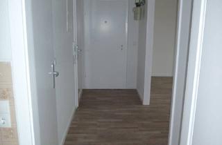 Wohnung mieten in Rheinstr. --, 67547 Worms, 1 Zimmer-App. mit Dachschrägen, sep. Küche u. Bad+ 45 qm++ Worms, Rheinstr.