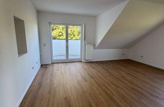 Wohnung mieten in In Den Weiden, 56729 Weiler, Gemütliche 2-Zimmer-Dachgeschosswohnung mit Balkon, Einbauküche & Stellmöglichkeit