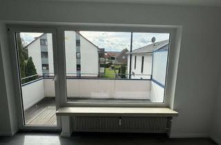 Wohnung mieten in Backhausfeld 33a, 31135 Hildesheim, Wohnen mit Charakter: Modernisierte 3-Zimmer-Wohnung und neuer Einbauküche in Hildesheim