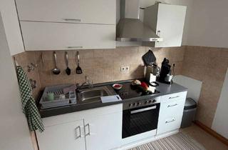 Wohnung mieten in Max-Schlosser-Str., 92224 Amberg, Nachmietersuche! Küchenübernahme möglich - Helle 2-Zimmer-Wohnung im Dreifaltigkeitsviertel!