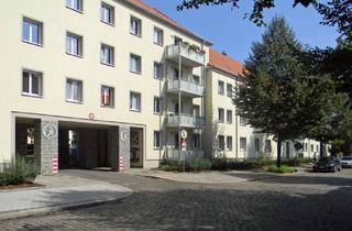 Wohnung mieten in Klopstockstraße 9/11, 39108 Stadtfeld Ost, 4-Raum-Wohnung mit Balkon in Stadtfeld!