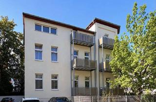 Wohnung mieten in Luisenstraße 16, 06108 Halle, Hochwertige 2-RW mit Balkon in zentraler Lage!