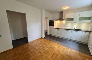 Wohnung mieten in 85614 Kirchseeon, Moderne, helle 2-Zimmer-Erdgeschosswohnung (ursprünglich 3 Zimmer) mit Wohnküche und Südterrasse
