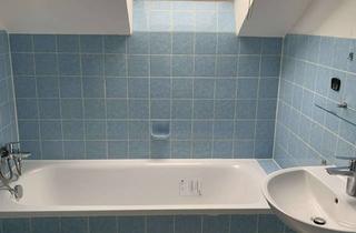 Wohnung mieten in Raiffeisenstraße, 79238 Ehrenkirchen, Schöne 2-Zimmer-Dachgeschoss-Wohnung in Ehrenkirchen