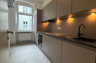 Wohnung mieten in 10829 Schöneberg, Wunderschöne 2-Zimmer Wohnung mit Altbaucharme!
