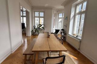 Wohnung mieten in 20357 Eimsbüttel, Mitten im Leben! Helle, großzügige Altbauwohnung mit historischen Details